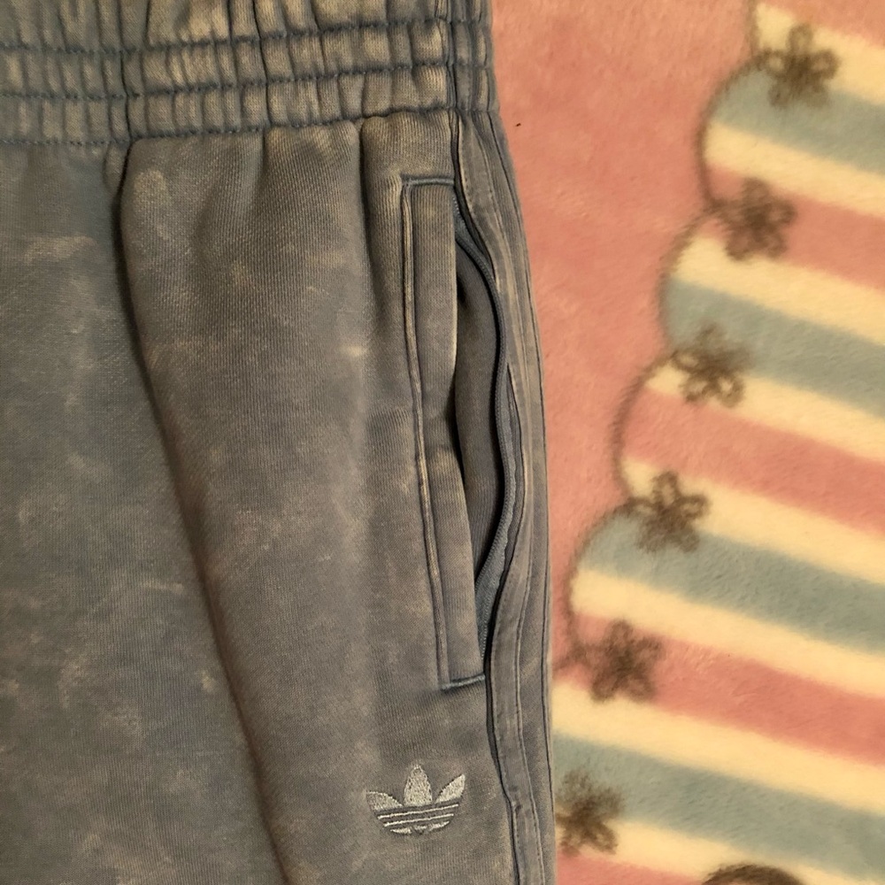 Blue-Washed trefoil zipper pockets drawstring waist L new sweatpants - Picture 7 of 11